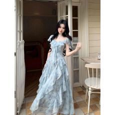 批发星海鎏金仙气温柔度假氛围一字肩烫金雪纺荷叶边高级设计感<b class='q'>连衣裙</b>