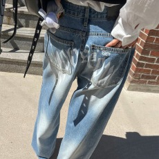 批发<b class='q'>PP</b>字母复古磨白<b class='q'>大</b>长腿休闲牛仔<b class='q'>裤</b>