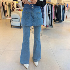 批发现 春季时尚<b class='q'>百搭</b>双排扣屁帘牛仔<b class='q'>裤</b>