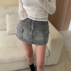 批发现 <b class='q'>时尚</b>水洗色<b class='q'>个性</b>字母反色潮牛仔短裤