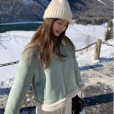 批发550克鹿皮绒复合羊驼绒 翻领外套女<b class='q'>冬</b>季加厚皮毛一体保暖夹克女