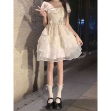 批发法式初恋泡泡袖<b class='q'>连衣裙</b>女夏季设计感蛋糕裙小个子收腰公主<b class='q'>蓬蓬裙</b>子