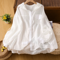 批发法式白色蕾丝连帽衬衫女秋季高端简约宽松肌理感轻薄<b class='q'>防晒</b>开衫上衣
