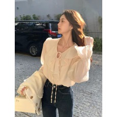 批发法式荷叶边V领雪纺衬衫女小众设计感2026春夏新款泡泡袖别致上衣