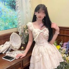 批发纯欲少女风短裙女夏季收腰显瘦减龄蕾丝拼接重工小飞袖公主连衣裙