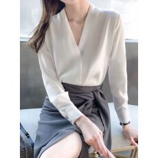 批发无领白<b class='q'>衬衫</b>女抗皱工作服上衣春秋高级感气质雪纺v领<b class='q'>职业</b>长袖<b class='q'>衬衣</b>