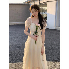 批发法式方领甜美温柔仙女风连衣裙女夏季新款女装收腰显瘦<b class='q'>中长款</b>裙子