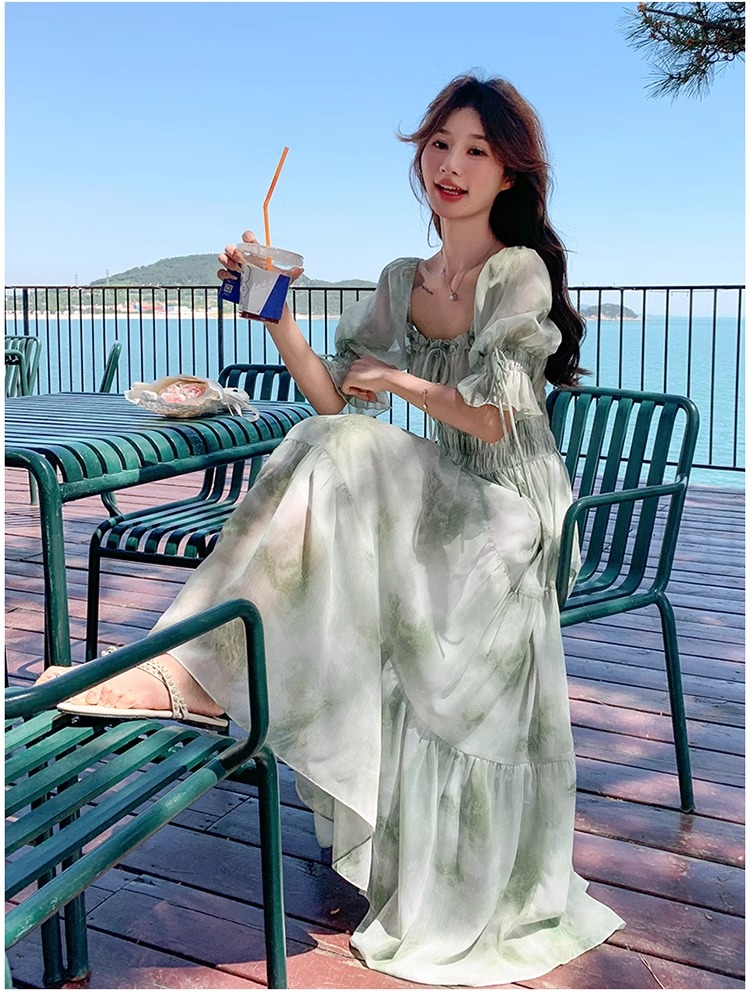 프랑스식 낭만주의 광장 칼라 꽃무늬 드레스 여름 요정 2026 새로운 봄 가을 부드러운 품격 슈퍼 요정 휴가 롱 스커트