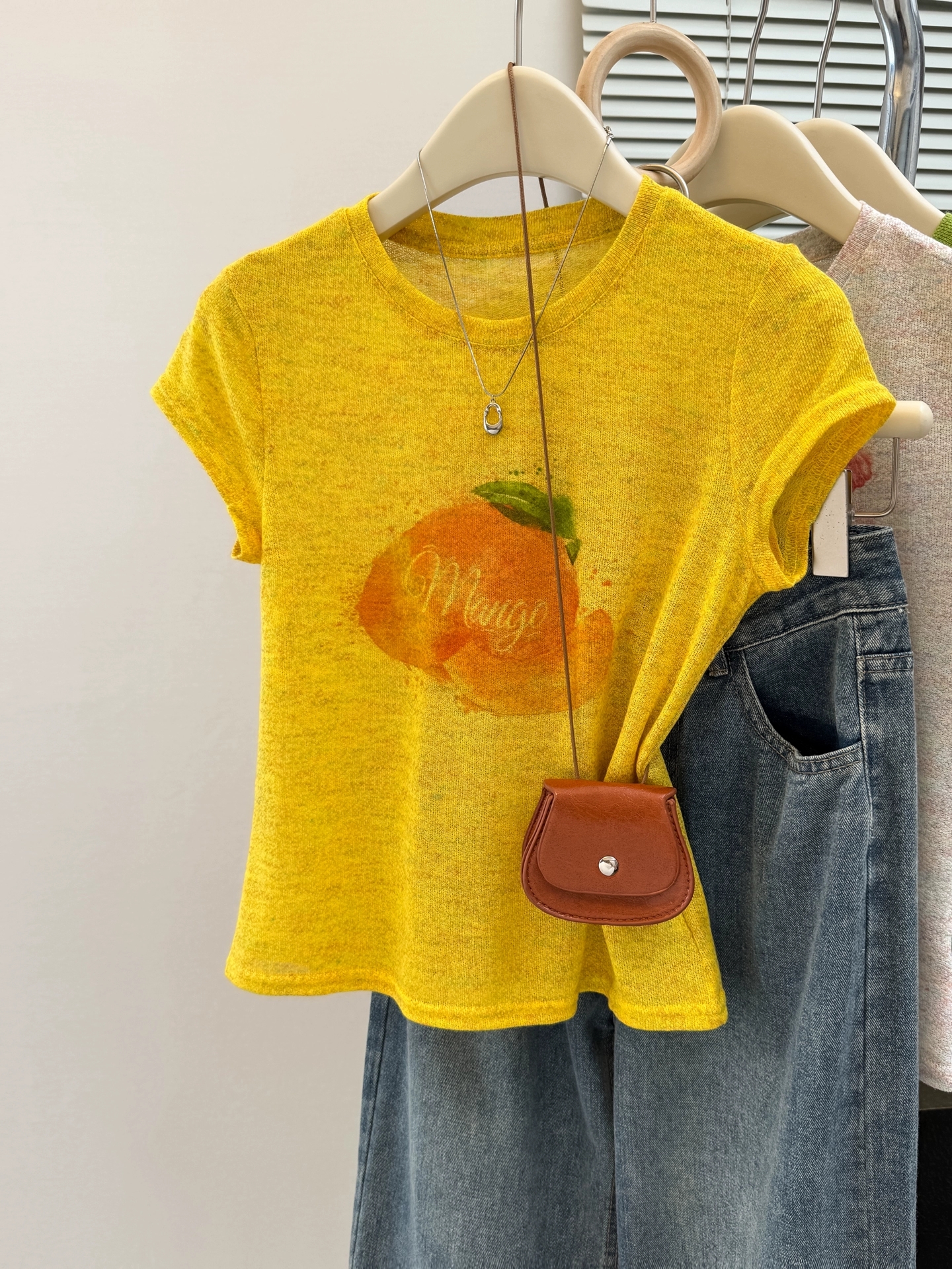 RY3776# 实拍甜美风趣味印花圆领短袖T恤女夏季百搭减龄修身正肩短款上衣