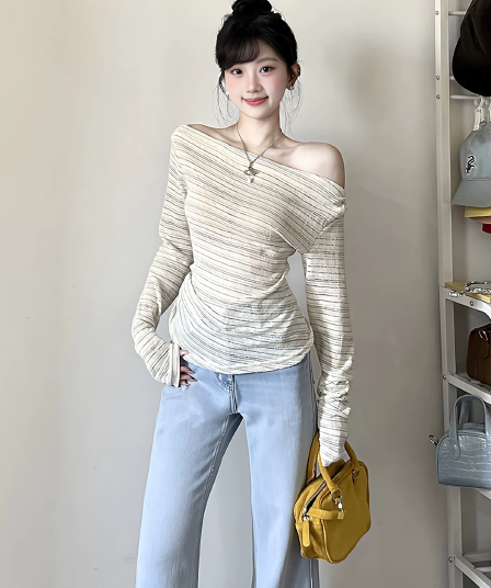 원본 은사 대나무 마디 마 배색 스트라이프 비스듬한 어깨 긴팔 티셔츠 여성 여름 얇은 스타일 외부 가져 가라. 몸매 가꾸기 오프숄더