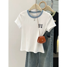 批发实拍撞色圆领短袖<b class='q'>T</b><b class='q'>恤</b>女夏季新款<b class='q'>修身</b>韩版内搭打底衫设计感上衣服