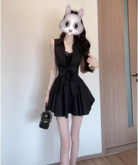 로얄 자매 그는 벤 바람 검정색 polo 셔츠 민소매 드레스 품격 슈퍼 잘 생긴 허리 수축 한 마디 퍼프 짧은 치마