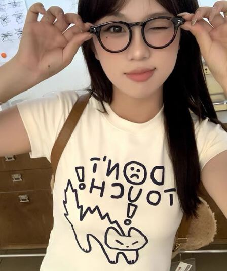 40 220 그램 빗질하다 92 면 8 암모니아 Lun 이후 패키지 칼라 몸매 가꾸기 슬림해 보이는 긍정적 인 어깨 반팔 티셔츠 여성