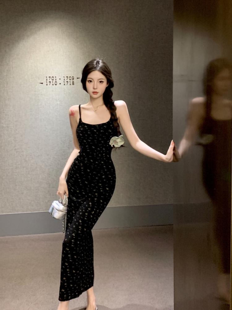 검정색 꽃무늬 슬립 여성 드레스 여름 작은 키 핫걸 섹시함 백리스 타이트 허리 수축 타이트 스커트 짧은 치마