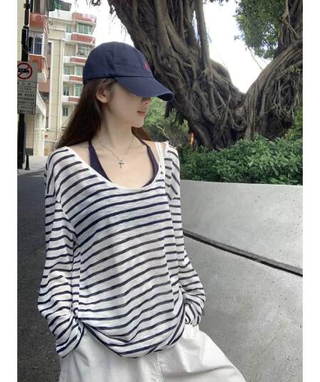 주간 실크 눈꽃 자외선 차단 블라우스 여성 여름 ootd 착용 가져 가라. 2026 새로운 긴 소매 티셔츠 루즈핏 스트라이프 비스듬한 어깨 의류