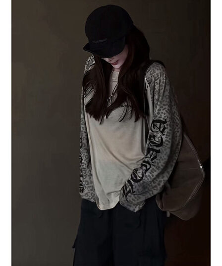 아메리칸 눈꽃 면 레오파드 무늬 삽입 어깨 소매 얇은 스타일 긴팔 티셔츠 여성 여름 새로운 작은 대중 느긋한 캐주얼 바람 티셔츠 맨위