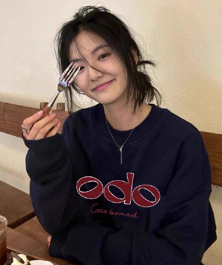 2026 새로운 가을 겨울철 oversize 후드티 여성 ins 한국 스타일 루즈핏 bf 작은 대중 캐주얼 재킷 트렌디 후드티