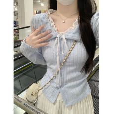 批发超好看雪花条磨毛纯欲蓝色<b class='q'>蕾丝</b>假两件长袖<b class='q'>T</b><b class='q'>恤</b>女秋打底衫短款上衣