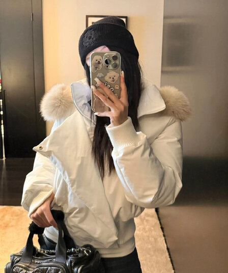 블루스 순간 여우 모피 칼라 쇼트 스타일 자이언트 잘 생긴 다운 재킷 여성 머저리 작은 키 재킷 새로운 코튼 자켓