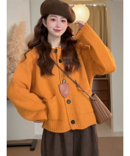 느긋한 바람 라운드 넥 싱글 줄 버튼 스웨터 여성 코트 가을 겨울 새로운 고급 와이드 부드러운 찹쌀 고급 센스 니트 오픈 가디건