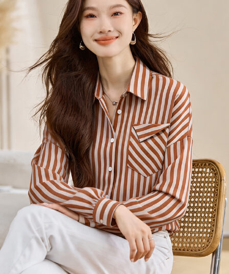 실사 외국 가스 슬림해 보이는 봄 가을 새로운 여성 의류 폴로 칼라 스트라이프 쉬폰 블라우스 맨위 오픈 가디건 셔츠 기본 셔츠 셔츠