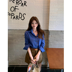 批发实拍实价高级感复古超显白衬衫上衣+美式复古卡其色<b class='q'>西装</b>短裤女