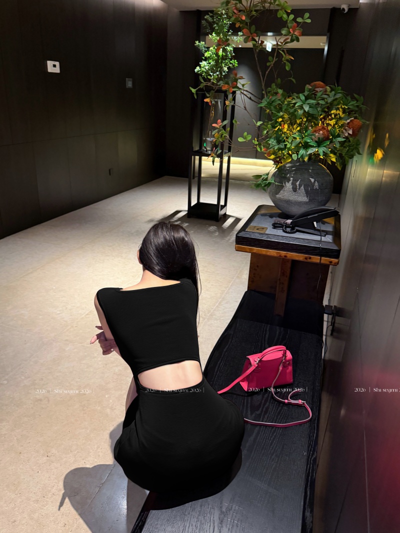 실사 정가 품격 u 칼라 패키지 소매 몸매 가꾸기 슬림해 보이는 아메리칸 달콤한 매운맛 꼬집기 허리 드레스