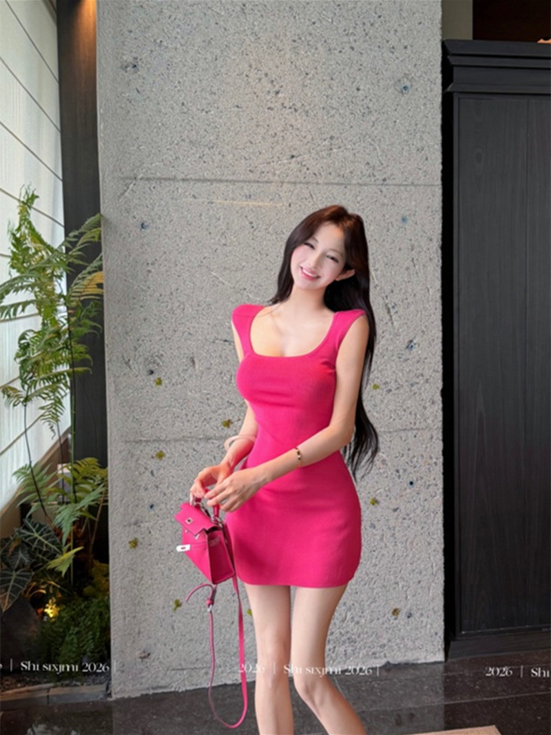 실사 정가 품격 u 칼라 패키지 소매 몸매 가꾸기 슬림해 보이는 아메리칸 달콤한 매운맛 꼬집기 허리 드레스