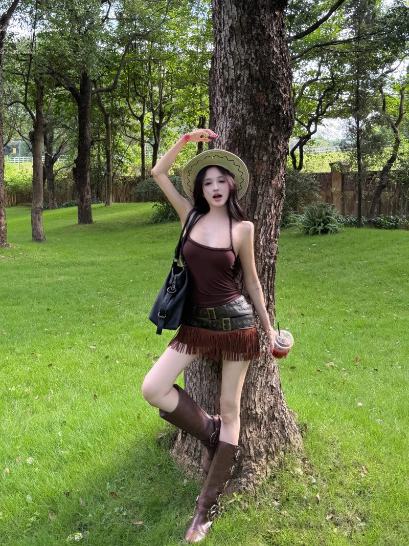 실사 정가 핫걸 바람 허리 수축 슬림해 보이는 캐미솔 달콤한 매운맛 디자인 센스 술 Chic 반신 미니 스커트