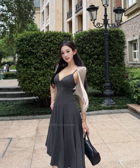 실사 정가 섹시함 여름 품격 허리 수축 슬립 드레스 스트랩 중간 소매 몸매 가꾸기 쇼트 스타일 오픈 가디건