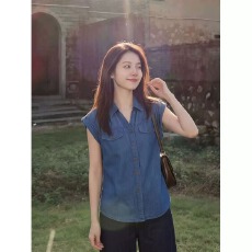 批发2026夏季新款港风复古蓝色<b class='q'>牛仔</b>无袖衬衫时尚翻领气质显瘦洋气上衣