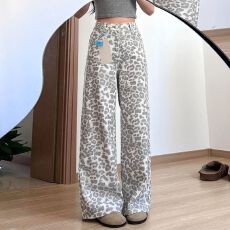 批发复古豹纹设计感阔腿<b class='q'>牛仔裤</b><b class='q'>女</b>2026秋季新款宽松显瘦拖地直筒长裤