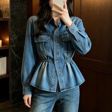 批发大码2026早<b class='q'>秋</b>新款牛仔衬衫女设计感通勤百搭收腰显瘦撞色翻领外套