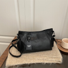 批发简约小众气质腋下包包女2026夏季时尚百搭休闲上班通勤单肩斜挎包