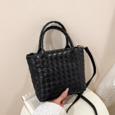 批发皮编织包包女士手提包2026新款奢品时尚简约水桶包手提单肩斜挎女