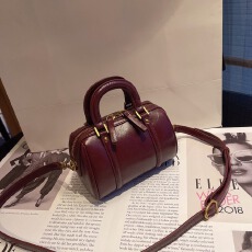 批发流行小众精致手提波士顿包包女2025新款小方包<b class='q'>复古</b>时尚单肩斜挎包