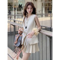 批发小香风无袖西装马甲百褶短裙套装女2026夏季高级老钱风<b class='q'>时尚</b>两件套