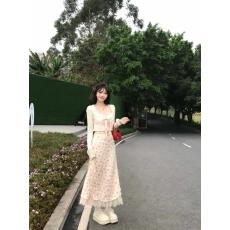 批发雾漫花海收腰夏收显瘦腰显纯欲风甜美碎花吊带连衣裙<b class='q'>开衫</b>两件套装