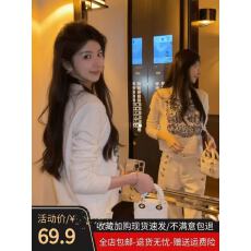 批发纯欲气质圆领重工刺绣蝴蝶长袖毛衣女秋季<b class='q'>新款</b>修身内搭针织衫上衣