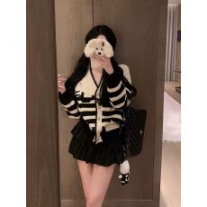 批发高版本重工条纹针织<b class='q'>开衫</b><b class='q'>女</b>秋冬新款高级感减龄气质<b class='q'>毛衣</b>外套ins潮