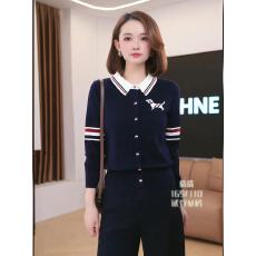 批发高端轻奢大码女装秋季新款韩版学院风藏青色翻领宽松长袖<b class='q'>针织</b><b class='q'>开衫</b>