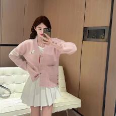 小狗刺绣金扣仿貂绒v领针织开衫女四道杠宽松显瘦加绒短款外套