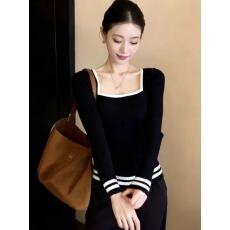 批发时尚方领撞色条纹针织衫女2025<b class='q'>秋冬</b>新款纯欲风修身长袖打底衫上衣