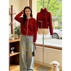 批发<b class='q'>女装</b>春季2026新款时尚圣诞新年红撞色围巾设计感红色减龄<b class='q'>毛衣</b>