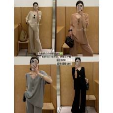 批发韩版时尚针织套装女欧洲站2026春季新款长袖V领<b class='q'>卫衣</b>阔腿裤两件套