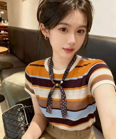 빛 요리 한 바람 스트라이프 배색 패치워크 라운드 넥 반팔 티셔츠 여성 2026 여름 새로운 몸매 가꾸기 슬림해 보이는 작은 대중 맨위