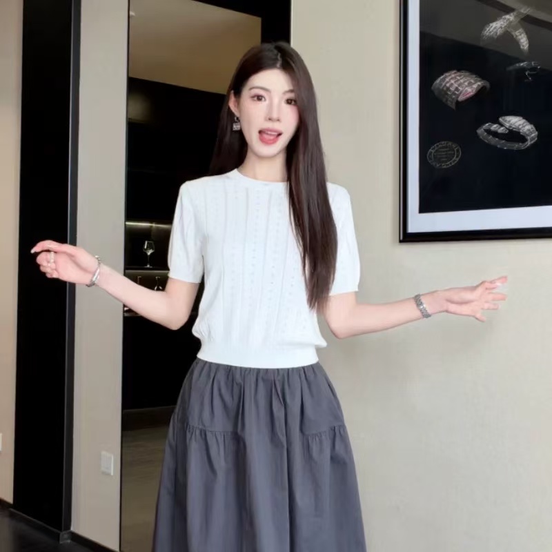 ziyi 라운드 넥 홀로우 아웃 반팔 니트 스웨터 티셔츠 여성 여름 몸매 가꾸기 슬림해 보이는 다용도 품격 맨위