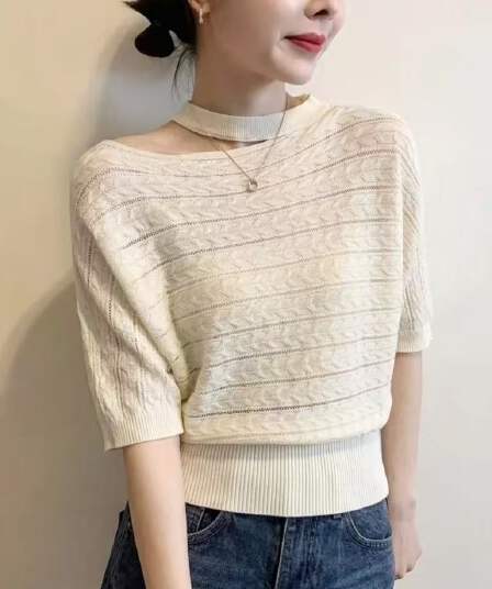 행침 목 비스듬한 어깨 얼음 실크 얇은 스타일 반팔 티셔츠 여성 2026 새로운 여름 빅 사이즈 지방 mm 슬림해 보이는 배트윙 소매 맨위