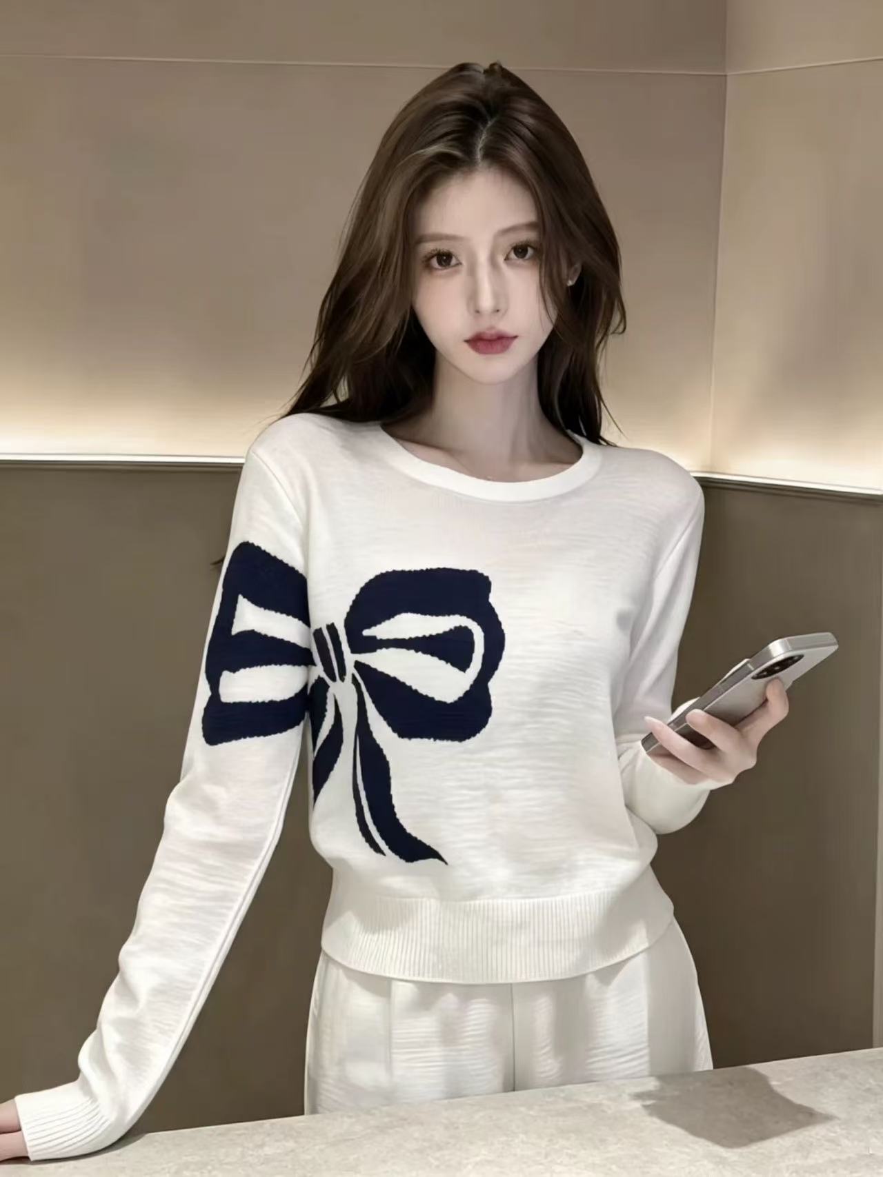 BY35382# 白色圆领长袖薄款T恤女撞色蝴蝶结打底衫新款早秋季针织上衣 服裝批發女裝批發服飾貨源