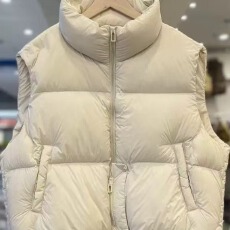 批发文艺简约百搭泡芙羽绒服马甲女短款90白鸭绒冬季新款加厚坎肩背心